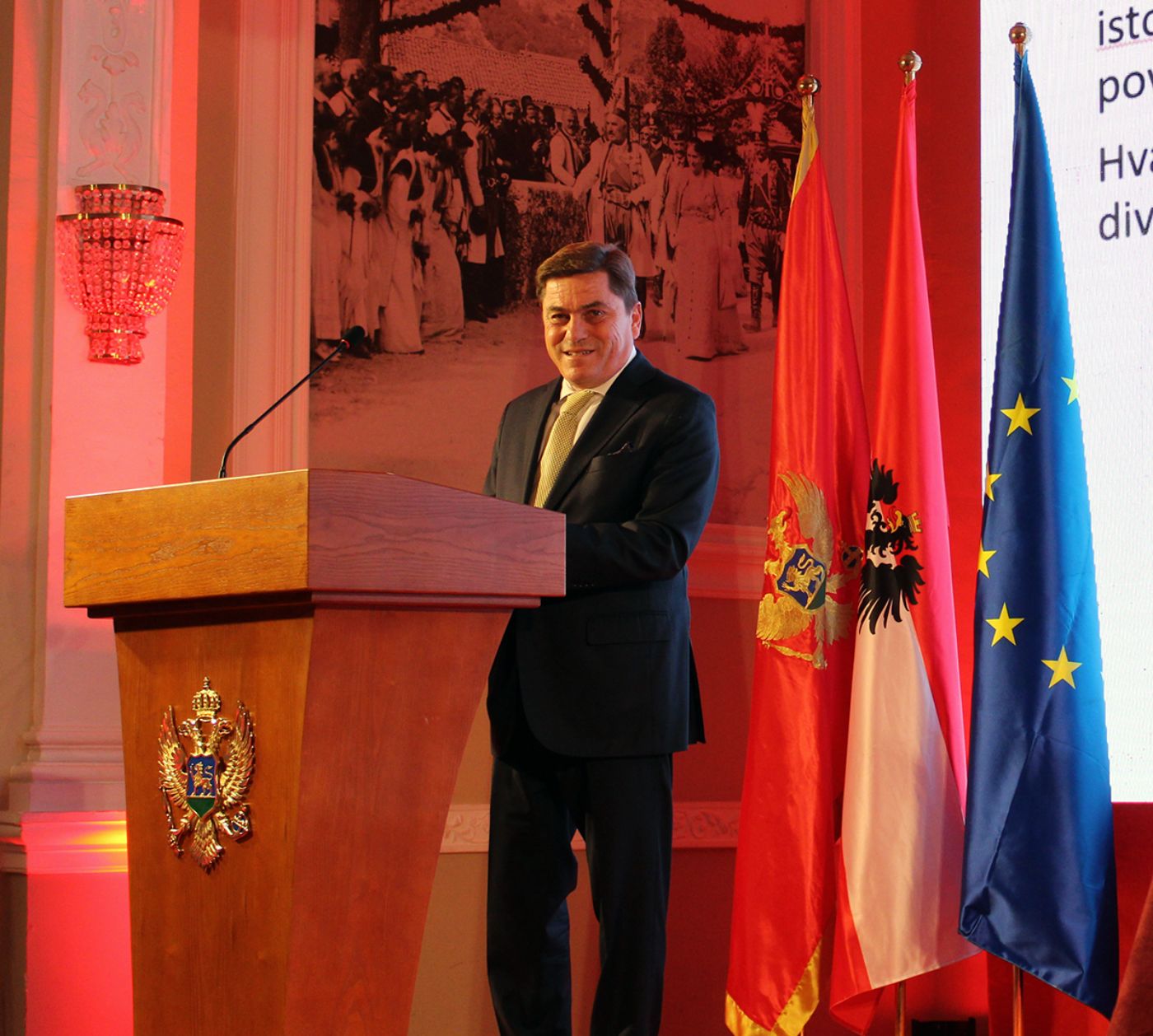 Generaldirektor Helmut Wohnout in Montenegro