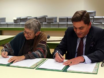 Verwahrung der Familienarchive Kunwald und Stadlen geregelt